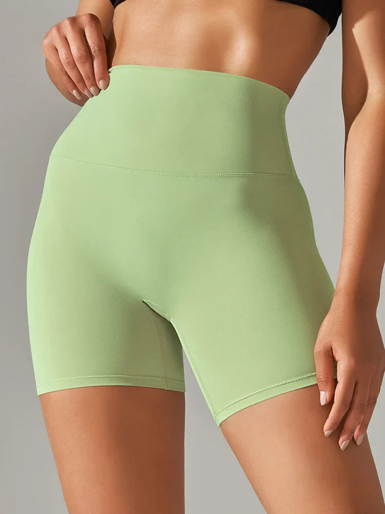 Damen Sport Yogashorts nahtlos leicht elastisch für optimale Passform und Bewegungskomfort