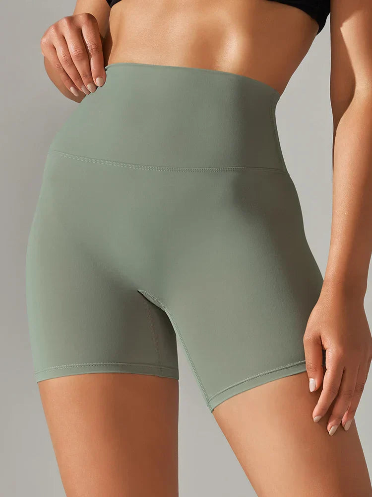 Damen Sport Yogashorts in nahtlosem, elastischem Design für optimale Passform und Komfort